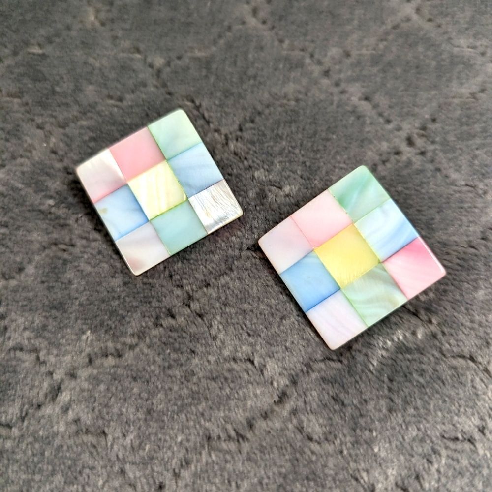 Vintage 80's Mosaic Pastel Mother of Pearl Square Pierced Earrings - Picture 2 of 8